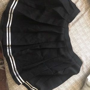 High waisted pleated sailor skirt